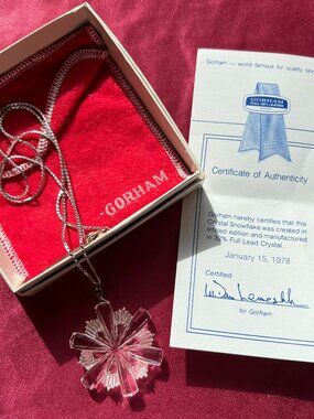 Gorham Limited Edition 1978 Crystal Snowflake Pendant Necklace 24in